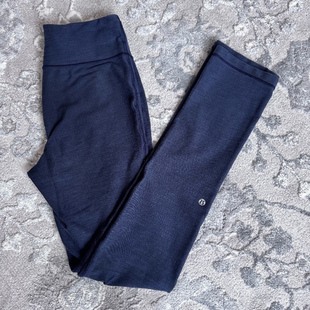 Lululemon Skinny Will Pant Womens Size 6 Navy Blue Inkwell and Black Leggings